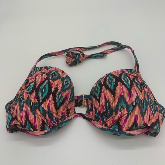 Shade & Shore Bikini Top - Picture 1 of 3